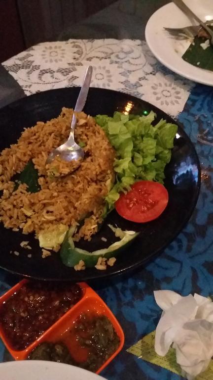 Ubud Kartini Hostel Buitenkant foto