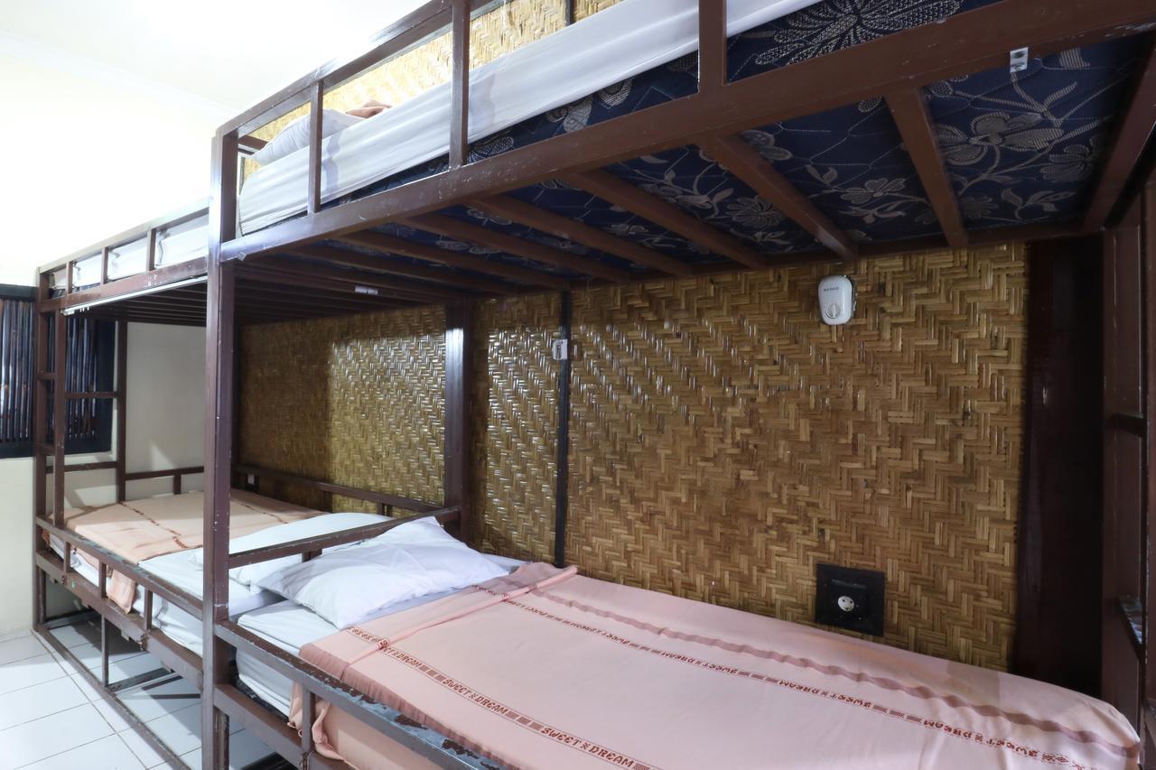 Ubud Kartini Hostel Buitenkant foto