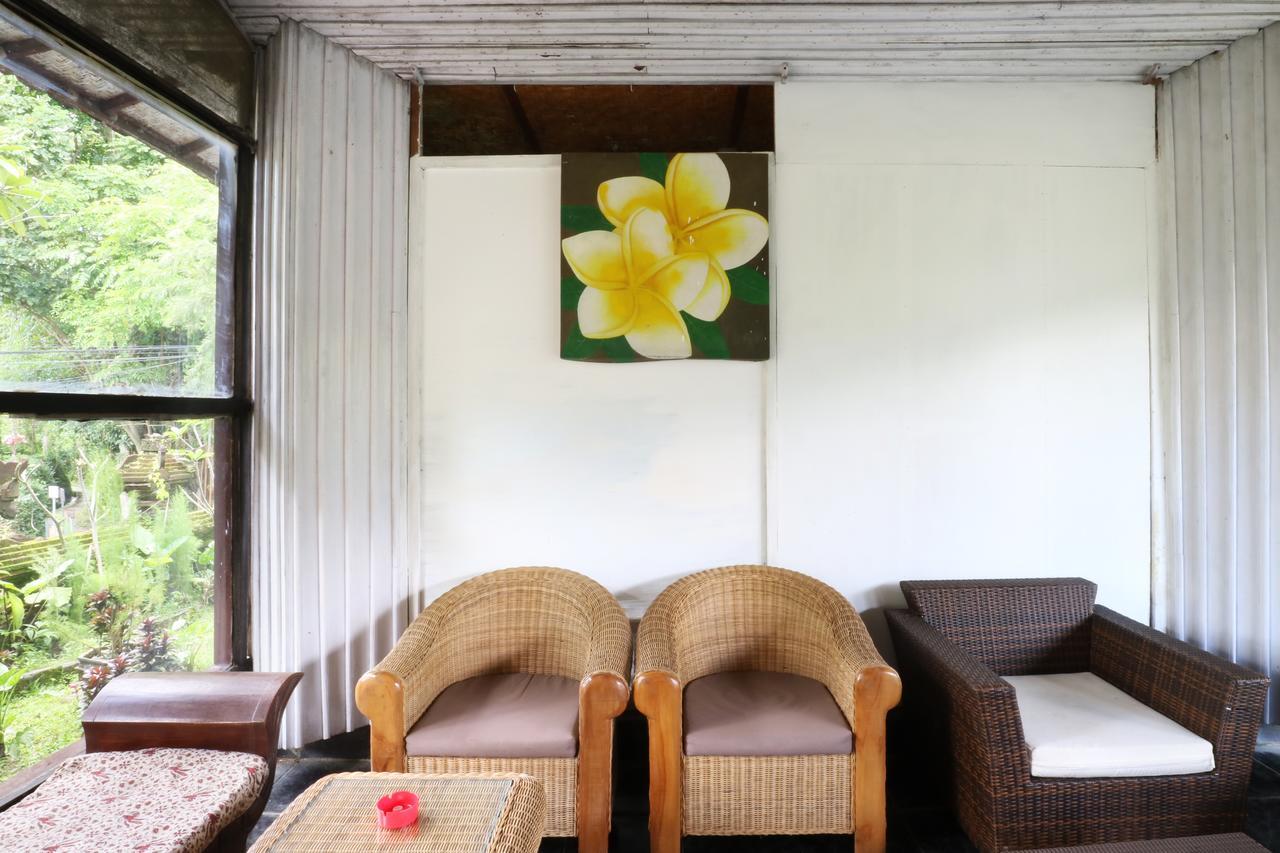 Ubud Kartini Hostel Buitenkant foto