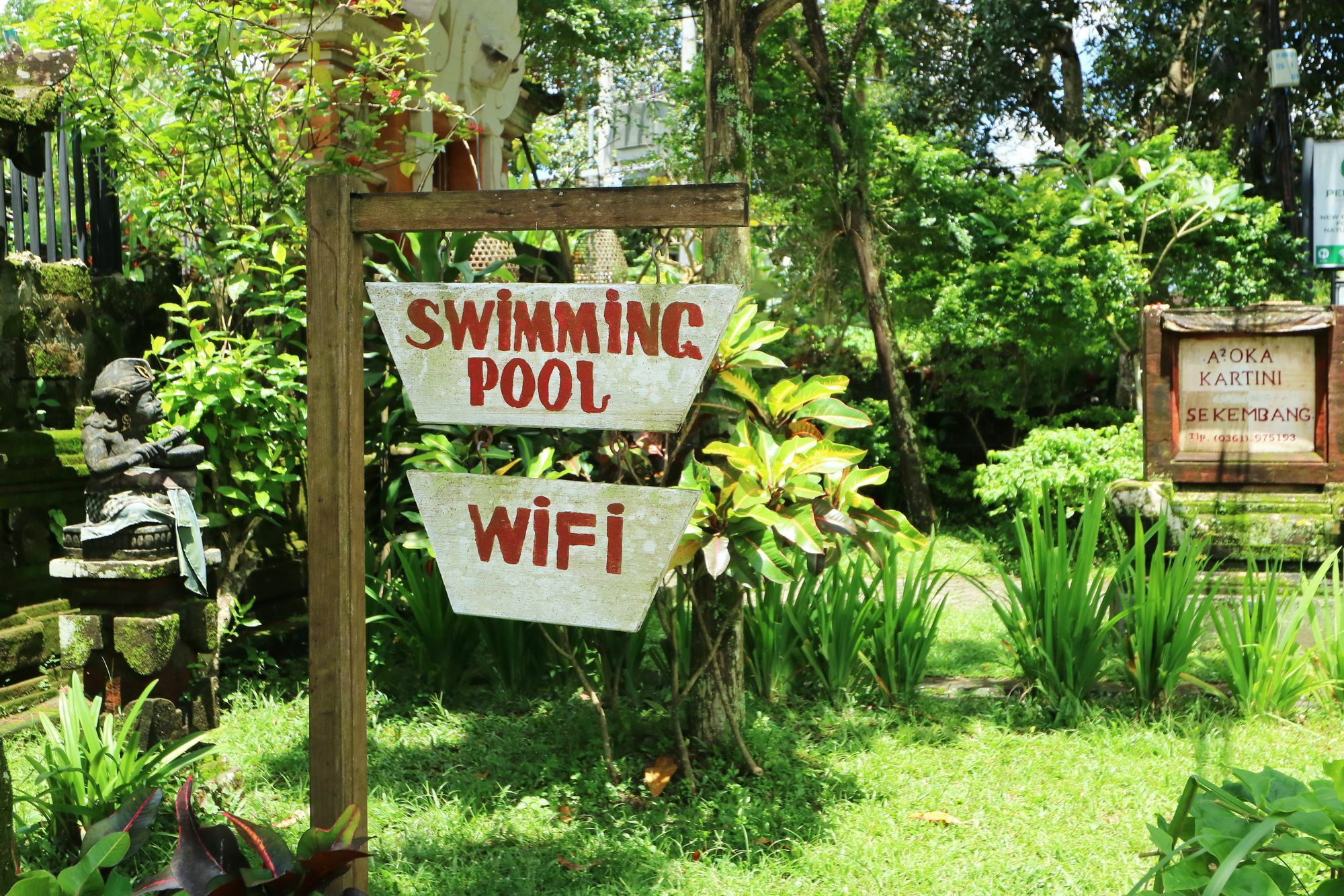 Ubud Kartini Hostel Buitenkant foto